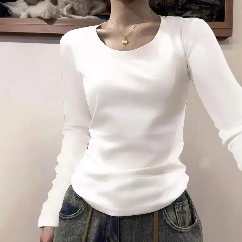 베이직 라운드넥 슬림핏 긴소매 티셔츠 · 탑 & 티셔츠 · 긴팔티 라운드넥 이미지 2