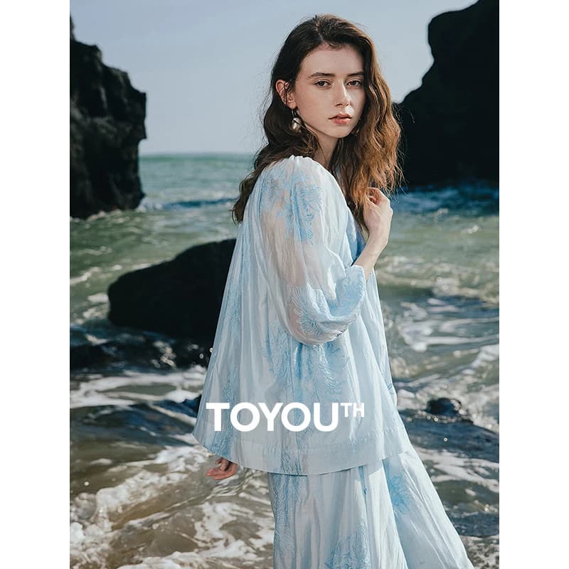 TOYOUTH 하늘색 자수 반팔 블라우스 루즈핏 · 여성 탑스 · TOYOUTH 블라우스