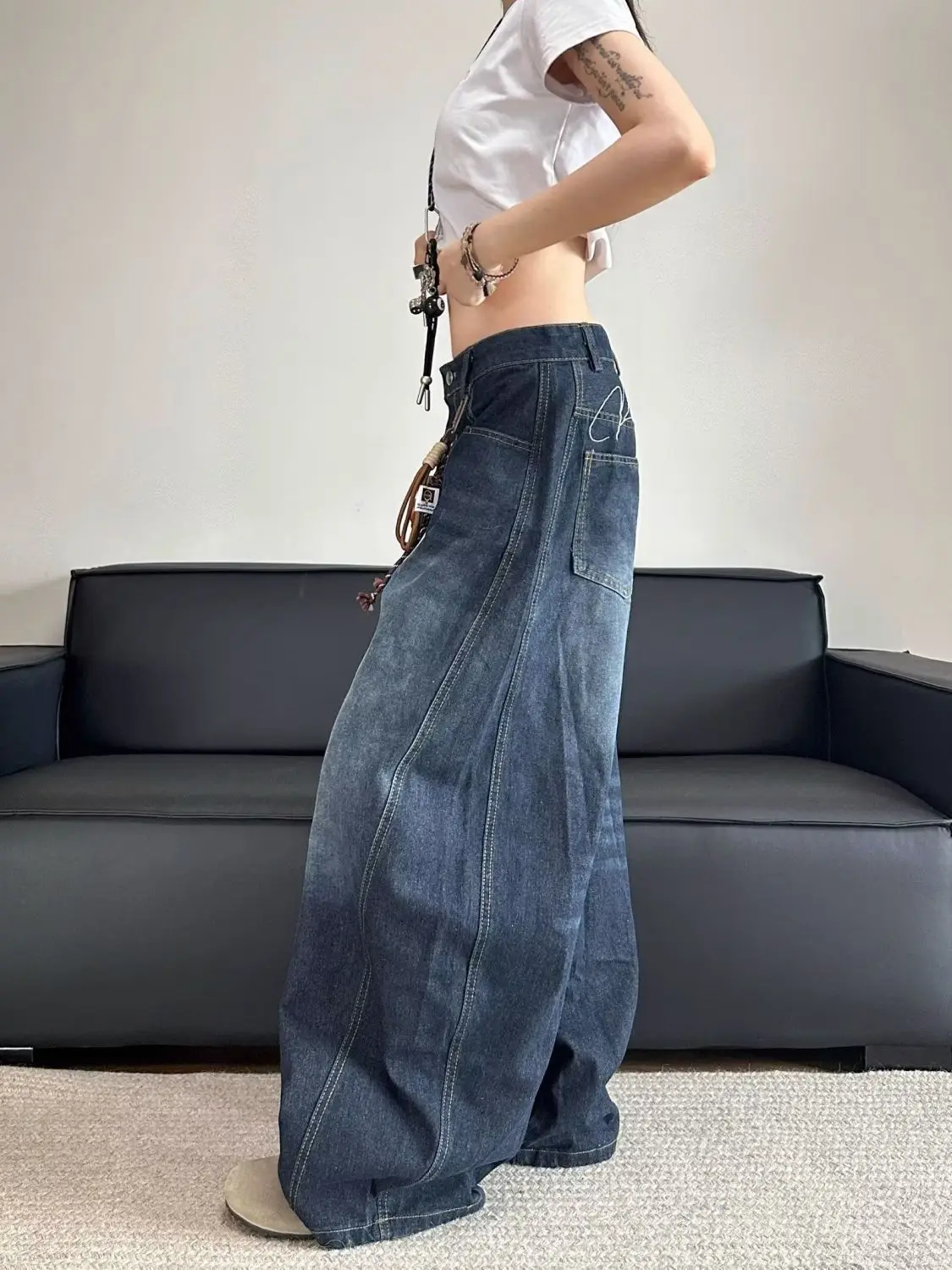 자수 패치워크 루즈 와이드 데님 팬츠 썸네일 5
