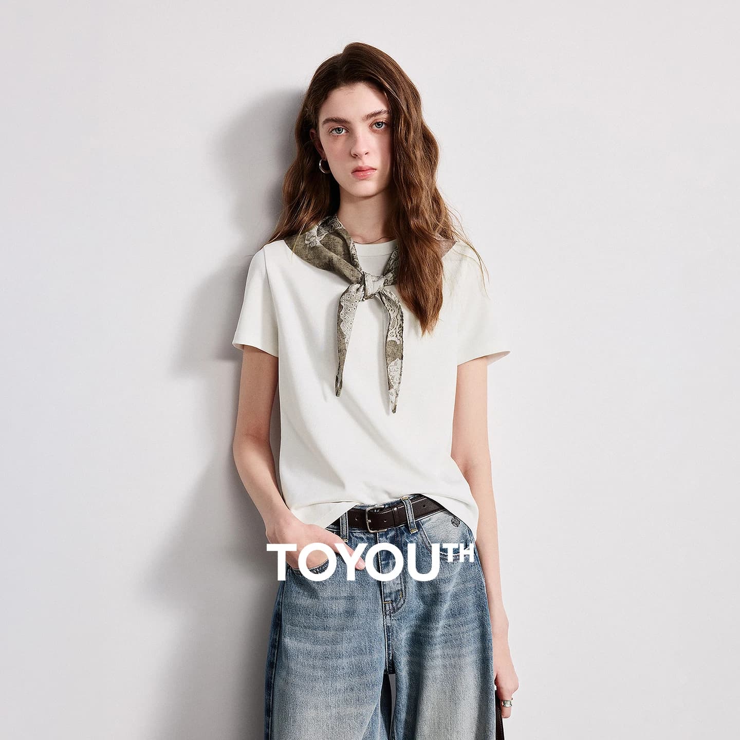 TOYOUTH 크루넥 반소매 티셔츠 스카프 세트 · 탑 & 티셔츠 · TOYOUTH 반팔티