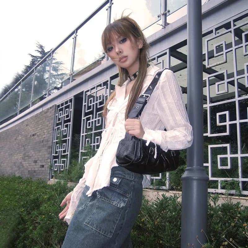 Y2K 페어리코어 주름 레이스업 블라우스 썸네일 6