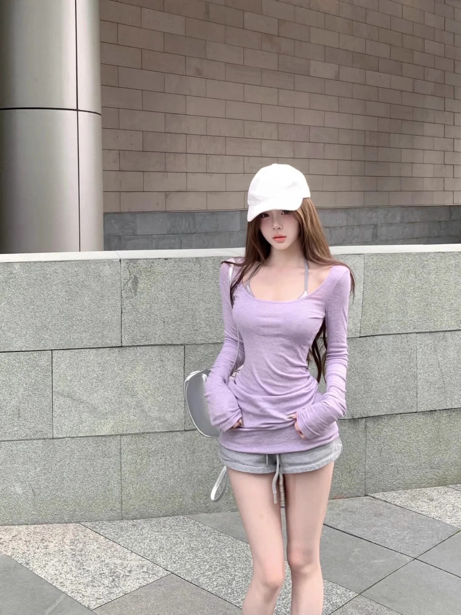 얇은 퍼플 슬림핏 라운드넥 긴팔티 · 탑 & 티셔츠 · 슬림핏 라운드넥 이미지 3