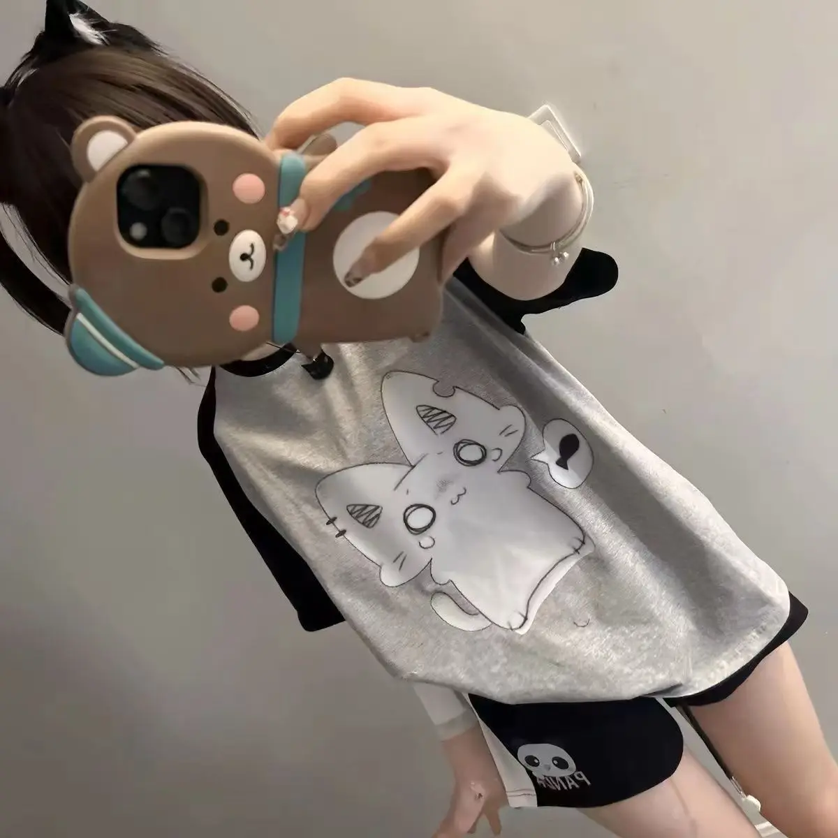 귀여운 고양이 그래픽 컬러블록 루즈핏 반팔티셔츠 · 탑 & 티셔츠 · 반팔티 고양이티 이미지 3