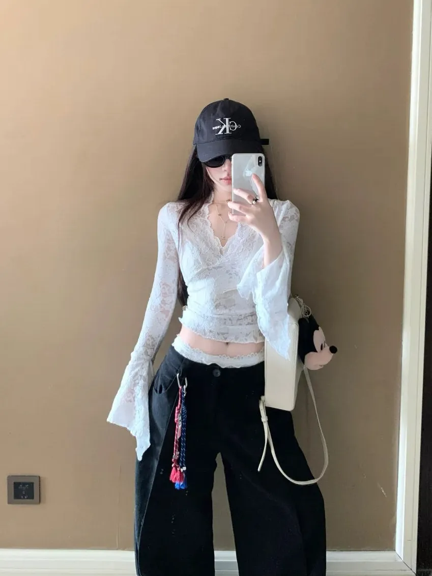 V넥 레이스 플레어 슬림 긴팔티 썸네일 6