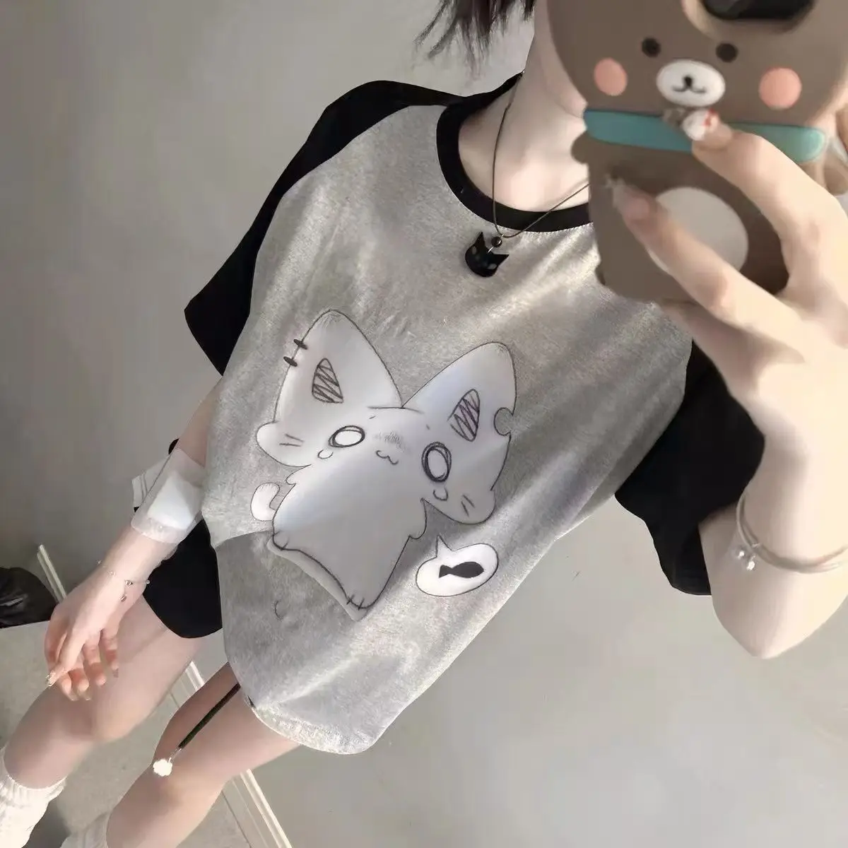 귀여운 고양이 그래픽 컬러블록 루즈핏 반팔티셔츠 · 탑 & 티셔츠 · 반팔티 고양이티 이미지 4