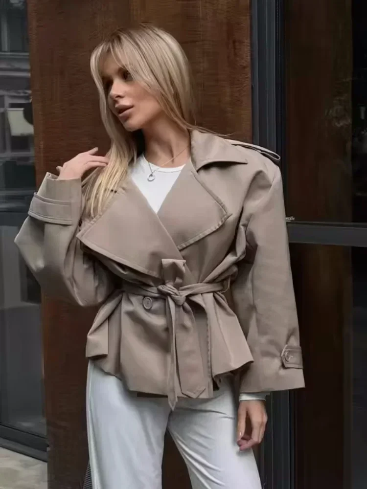 브이넥 벨트 숏 트렌치 자켓 · Coats & Jackets · 숏트렌치 브이넥자켓