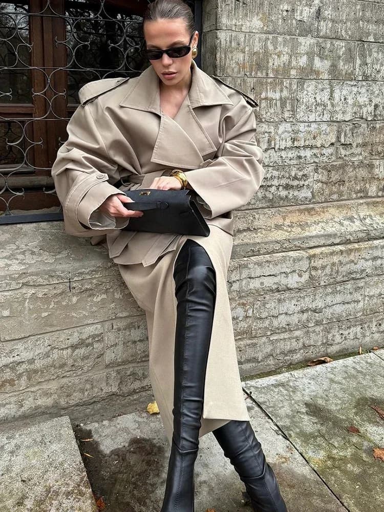 브이넥 벨트 숏 트렌치 자켓 · Coats & Jackets · 숏트렌치 브이넥자켓 이미지 4